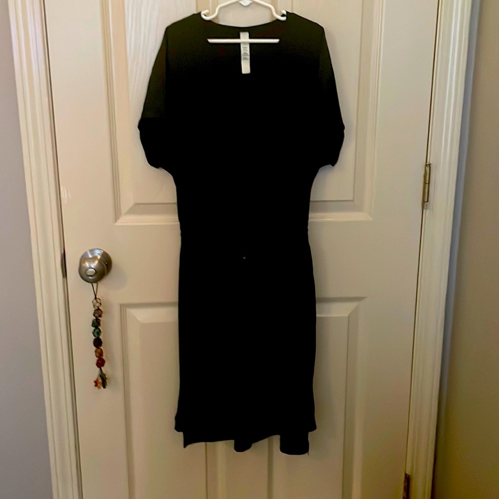 Lululemon throw it on black dress